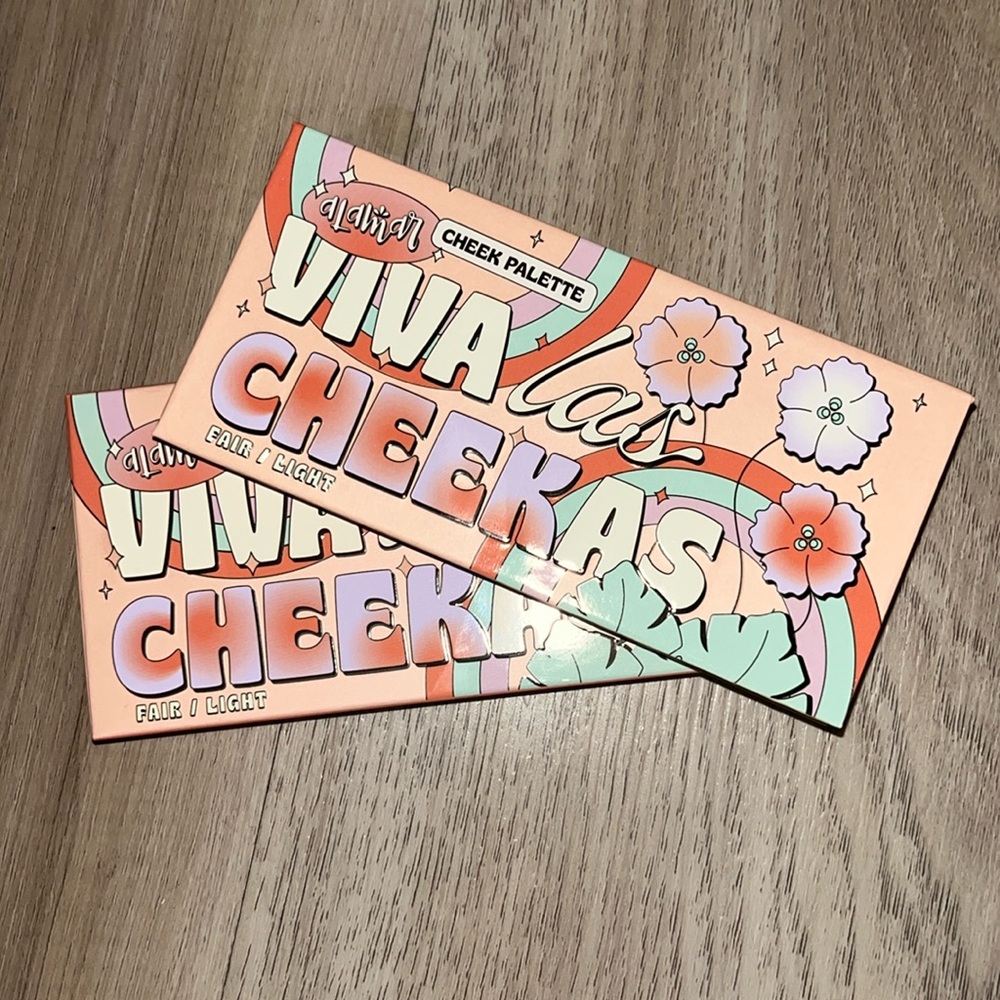 Cheek palette
